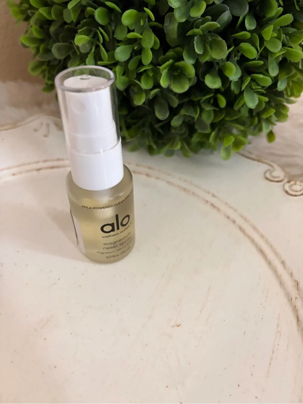 alo bundle - glow system Magnesium Reset Spray & Magic Multi-Balm
